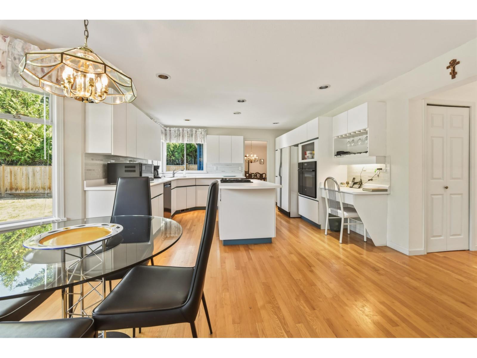 14877 24th Avenue, Surrey, British Columbia  V4P 1N9 - Photo 14 - R3161022