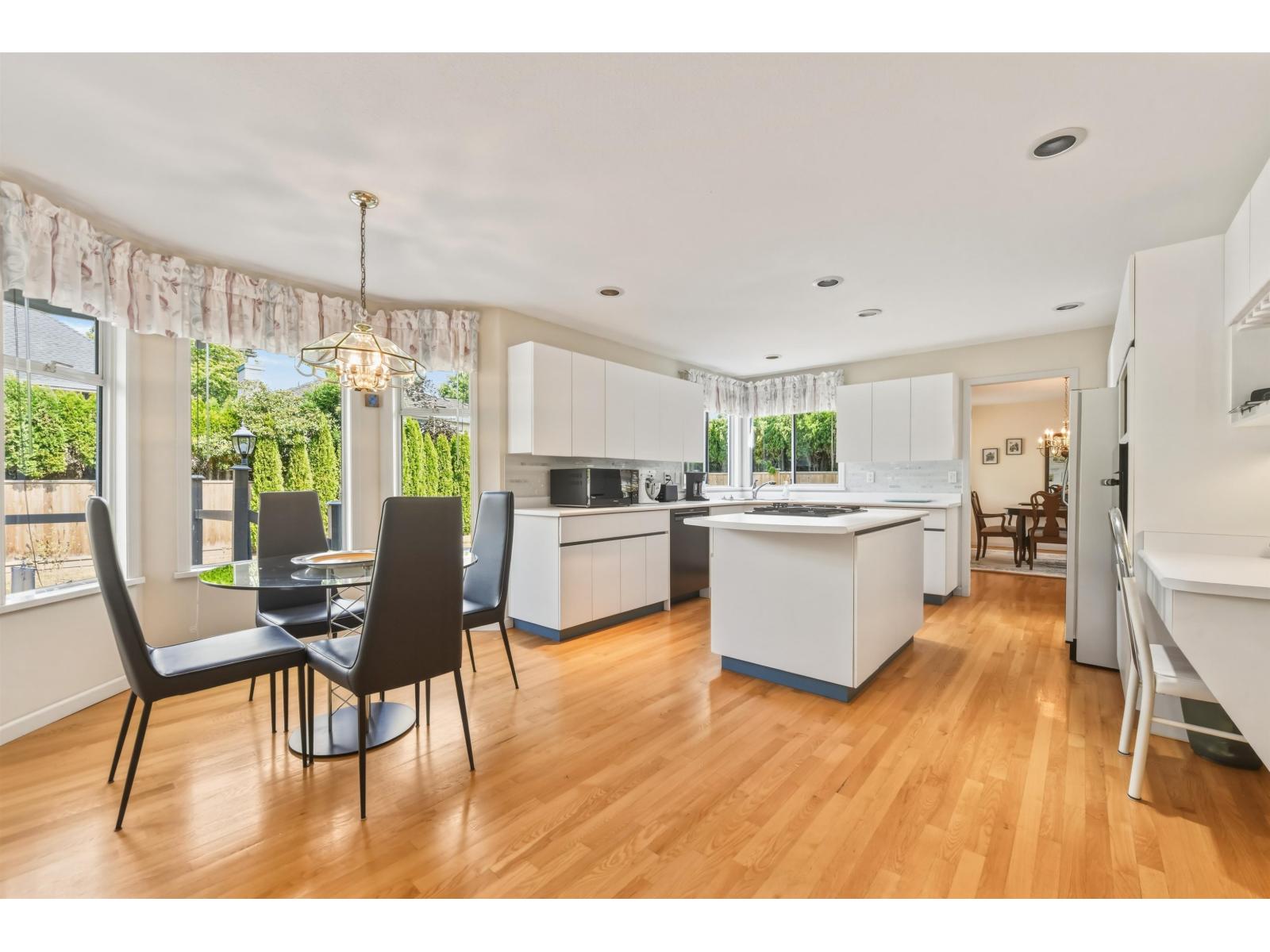 14877 24th Avenue, Surrey, British Columbia  V4P 1N9 - Photo 11 - R3161022