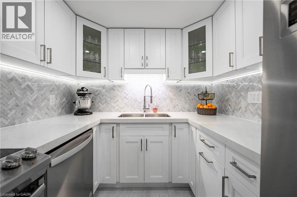 288 Mill Road Unit# A32, Etobicoke, Ontario  M9C 4X7 - Photo 17 - 40858289