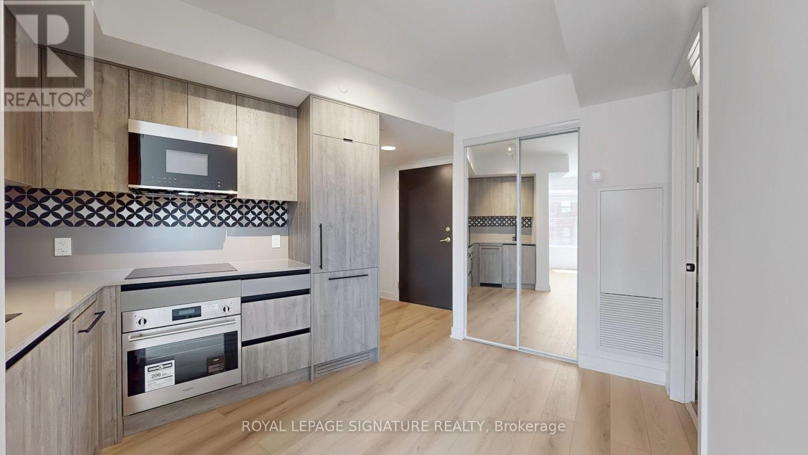 203 - 5 Lakeview Avenue S, Toronto, Ontario M6J 0H3 - Photo 14 - C13741388