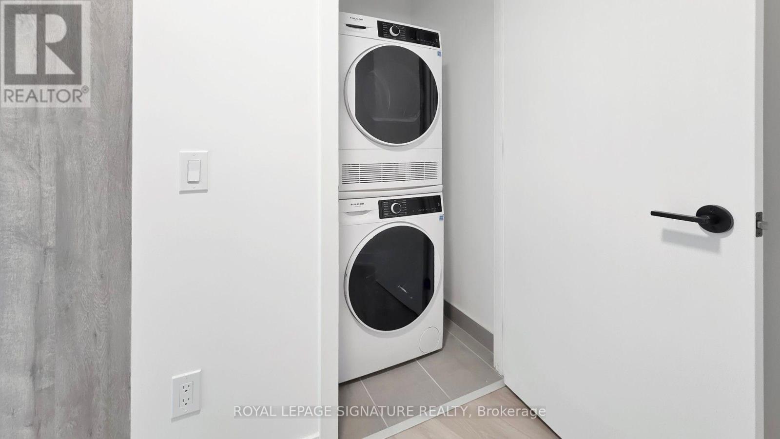 203 - 5 Lakeview Avenue S, Toronto, Ontario M6J 0H3 - Photo 23 - C13741388