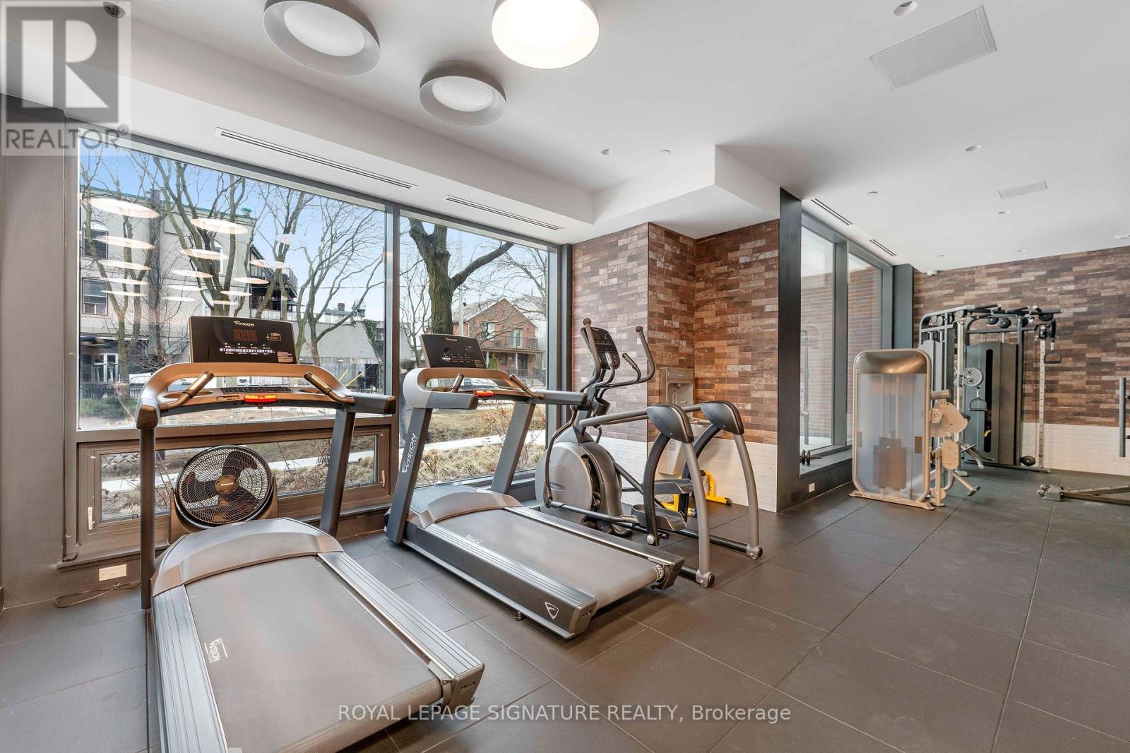 203 - 5 Lakeview Avenue S, Toronto, Ontario M6J 0H3 - Photo 43 - C13741388