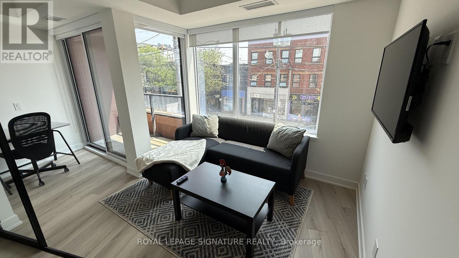 203 - 5 Lakeview Avenue S, Toronto, Ontario M6J 0H3 - Photo 9 - C13741388