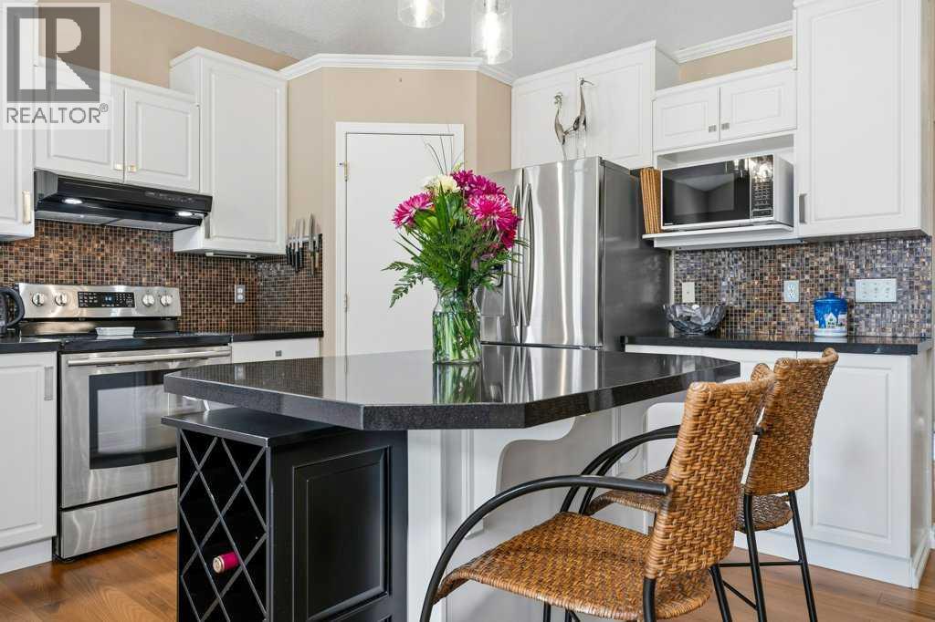 165 Douglasview Rise SE, Calgary, Alberta  T2Z 2H8 - Photo 7 - A2339753