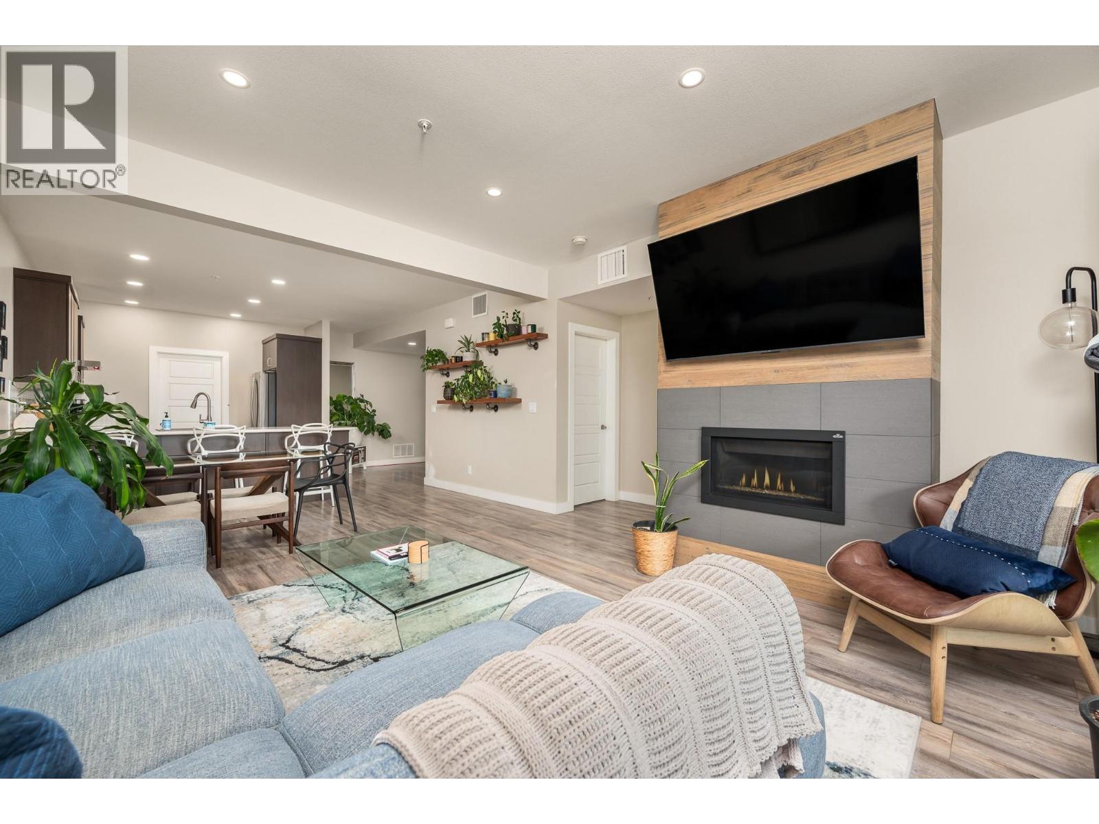 206 Vineyard Way, Vernon, British Columbia  V1H 1Z7 - Photo 11 - 10399551