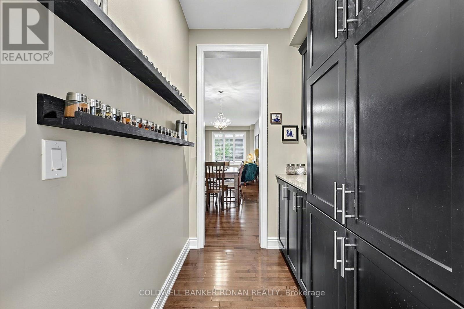 190 Strachan Trail, New Tecumseth, Ontario  L0G 1A0 - Photo 16 - N13741360