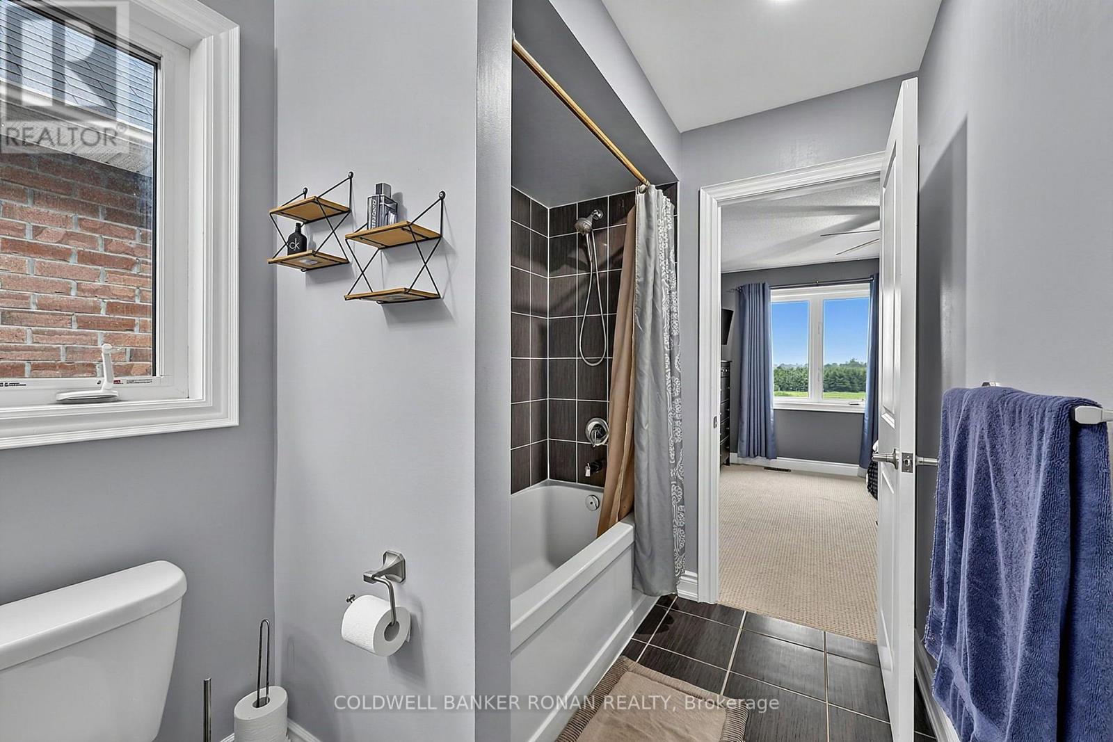 190 Strachan Trail, New Tecumseth, Ontario  L0G 1A0 - Photo 24 - N13741360