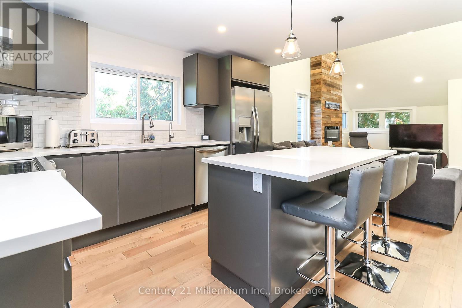 194 Escarpment Crescent, Collingwood, Ontario  L9Y 5B4 - Photo 10 - S13741428