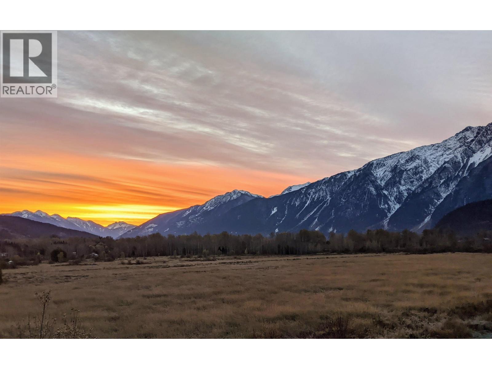 1380 Collins Road, Pemberton, British Columbia  V0N 2L1 - Photo 38 - R3160670