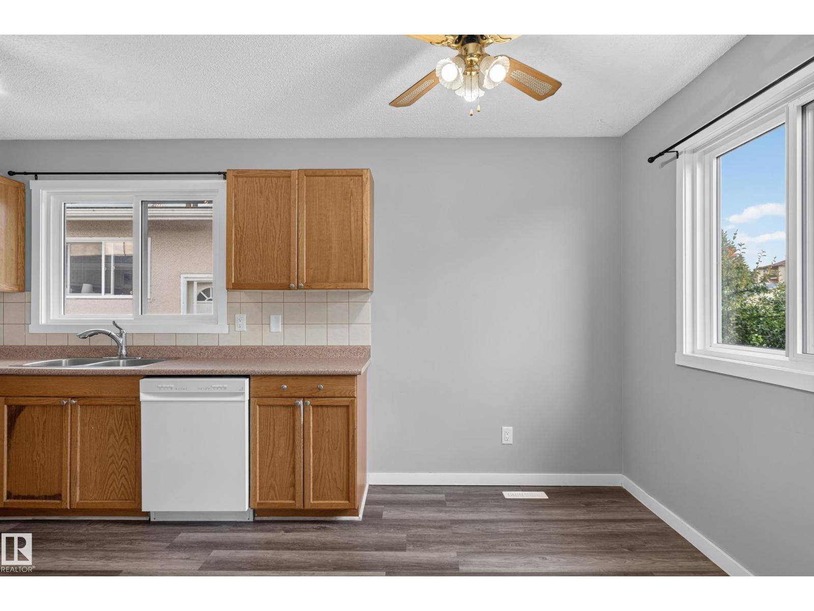 4306 44 Av, Stony Plain, Alberta  T7Z 1J3 - Photo 12 - E4506844