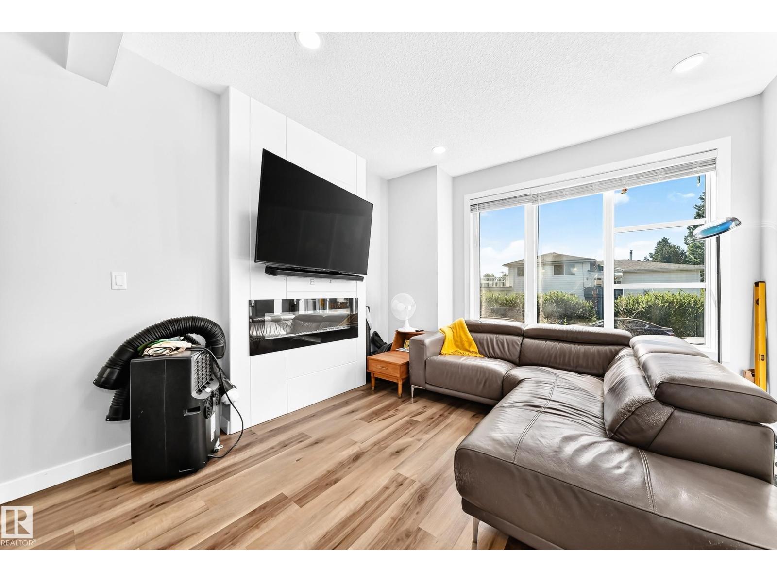 Unknown Address, ,    - Photo 31 - E4506845