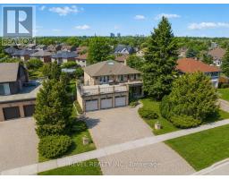 88 LAKE DRIVEWAY W, Ajax, Ontario