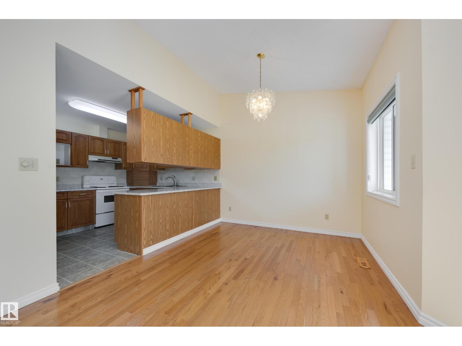 #6 9704 165 St Nw, Edmonton, Alberta  T5P 4W4 - Photo 10 - E4506836