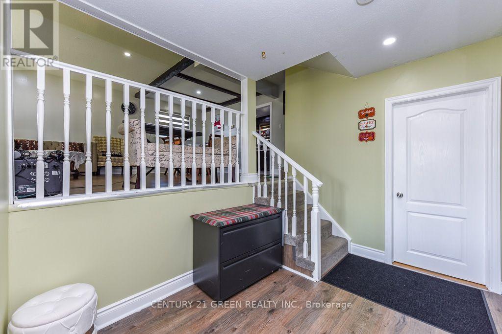 380 Bartley Bull Parkway, Brampton, Ontario  L6W 2L8 - Photo 6 - W13739972