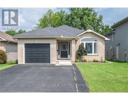 15 LANDON AVENUE, Norfolk, Ontario