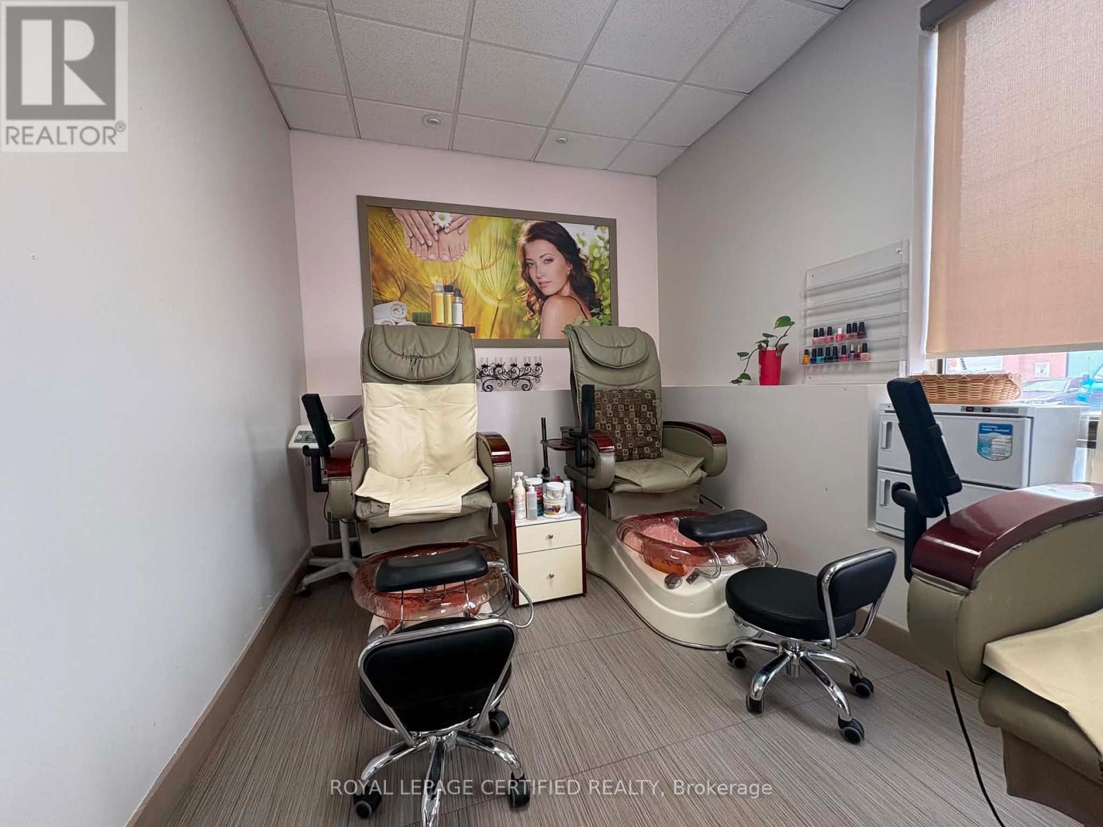 Unit 4 -   Part C - 925 Main Street E, Milton, Ontario  L9T 4H8 - Photo 7 - W13714998