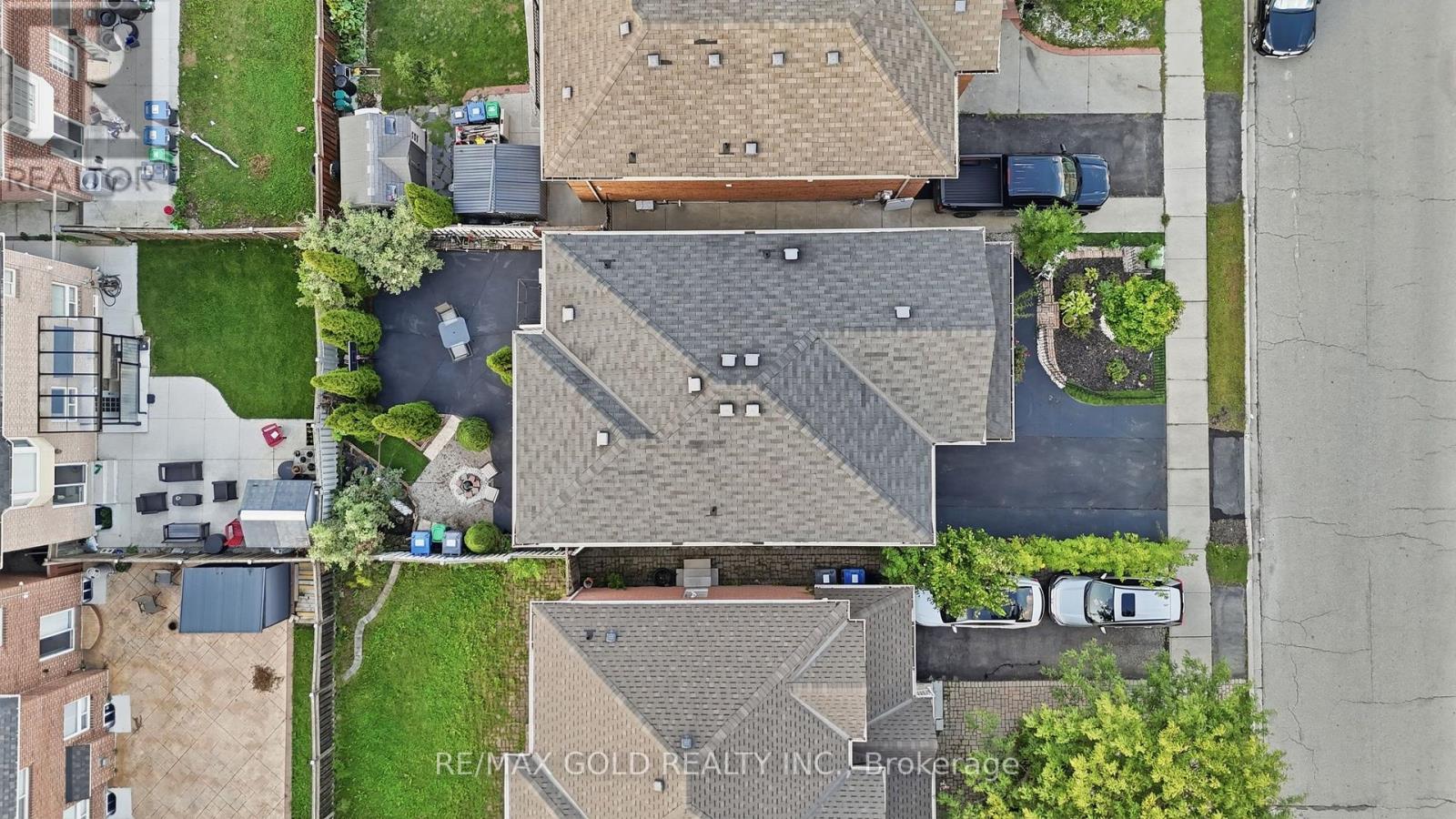 30 Schooner Drive, Brampton, Ontario  L7A 3H3 - Photo 4 - W13740544