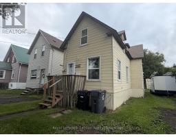 216 MCINTYRE STREET, Thunder Bay, Ontario