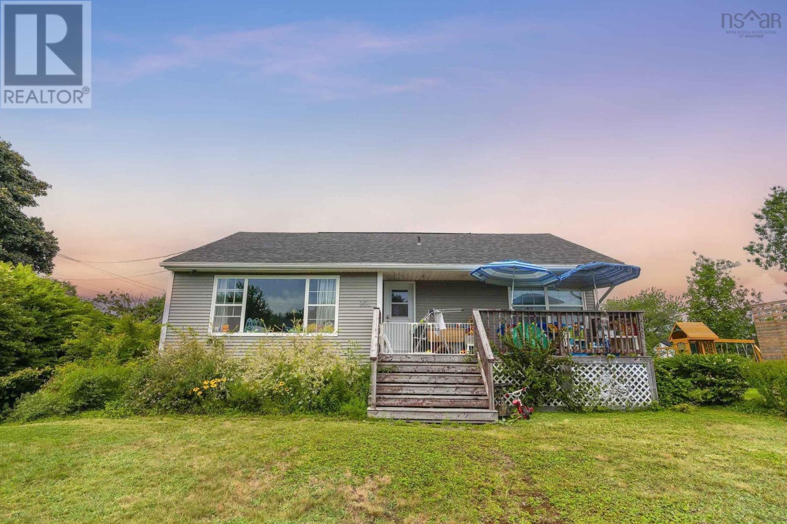 201 Melrose Avenue, Halifax, Nova Scotia  B3S 1P7 - Photo 1 - 202622160