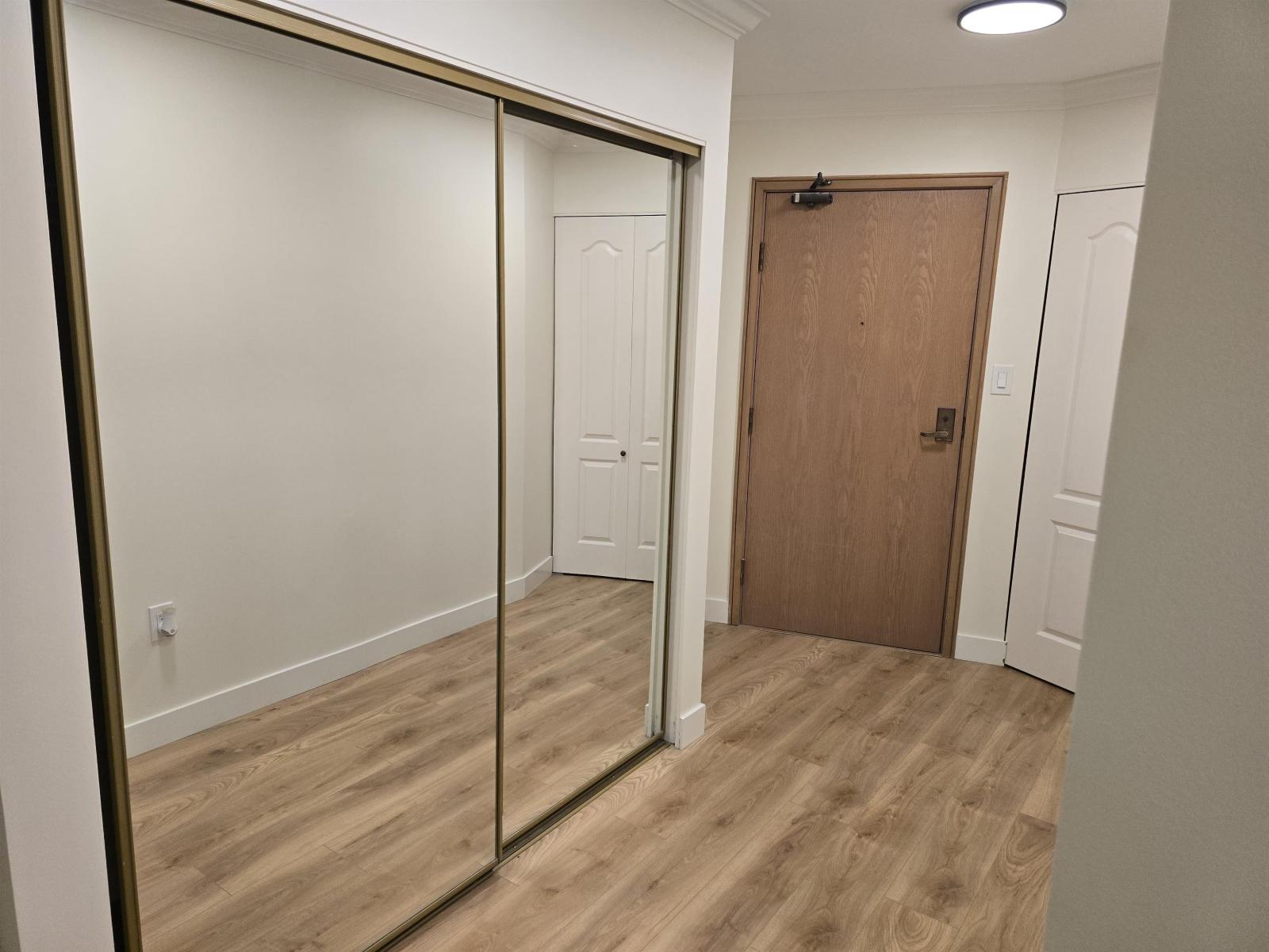 309 15111 Russell Avenue, White Rock, British Columbia  V4B 2P4 - Photo 16 - R3159882