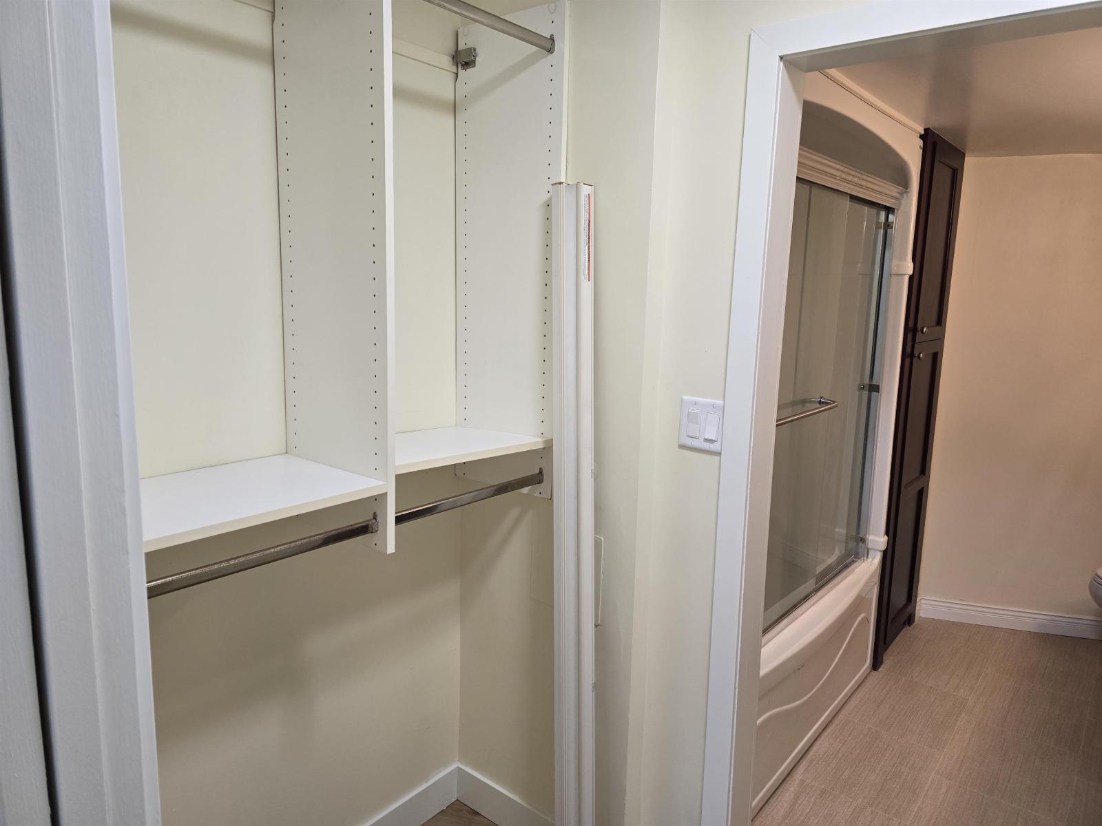 309 15111 Russell Avenue, White Rock, British Columbia  V4B 2P4 - Photo 9 - R3159882