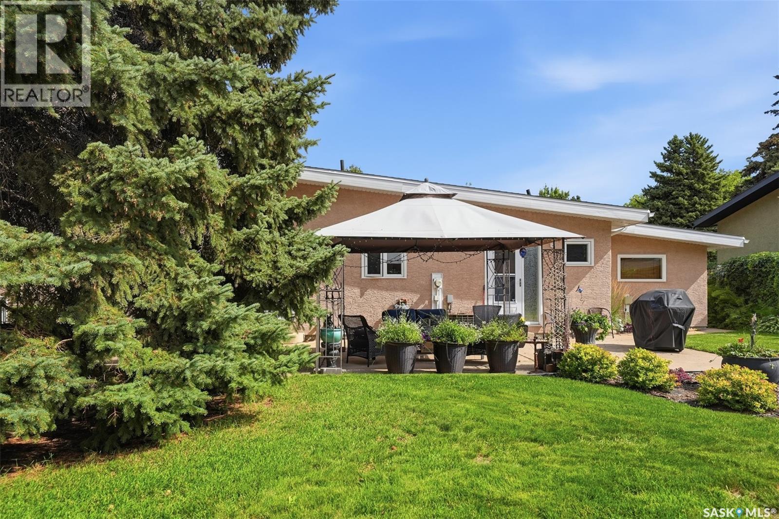 258 East Place, Saskatoon, Saskatchewan  S7J 2X9 - Photo 40 - SK047067