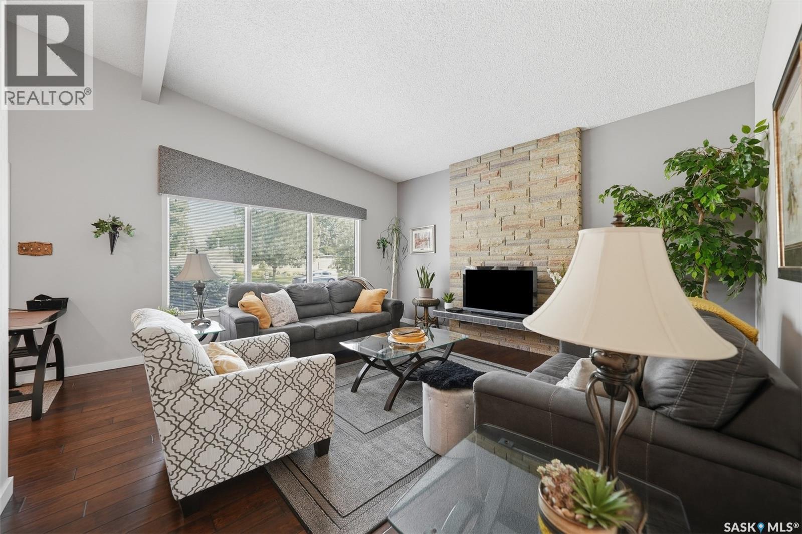 258 East Place, Saskatoon, Saskatchewan  S7J 2X9 - Photo 6 - SK047067