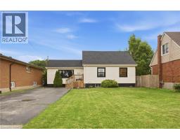 481 UPPER GAGE Avenue, Hamilton, Ontario