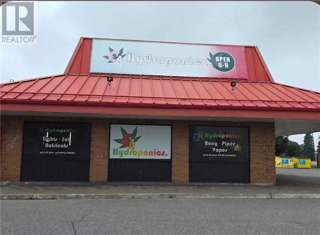 3146 Laura, Chelmsford, Ontario  P0M 1L0 - Photo 1 - 2130151