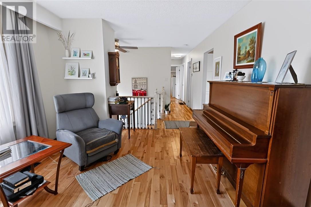 218 Anderson Drive, Lively, Ontario  P3Y 1M8 - Photo 14 - 2130044