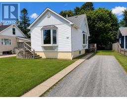 63 2nd AVE, Wawa, Ontario