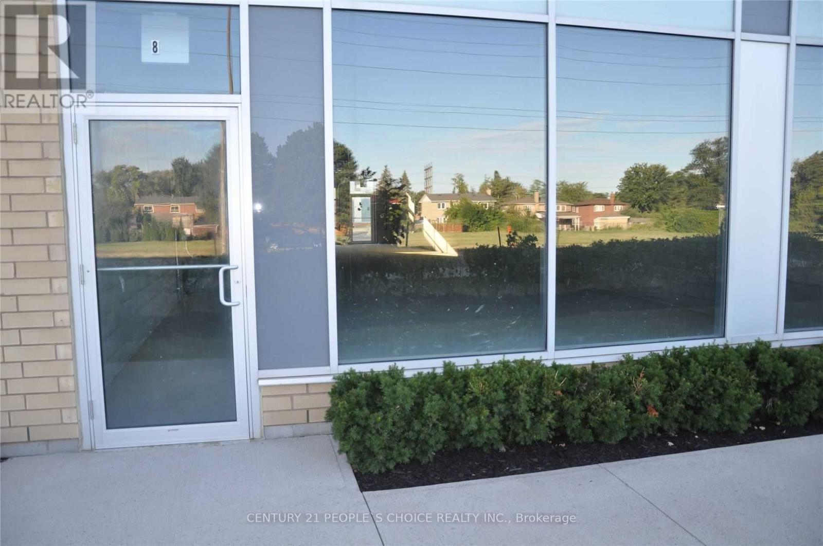 8 - 1185 Queensway E, Toronto, Ontario  L4Y 1S1 - Photo 5 - W13716440