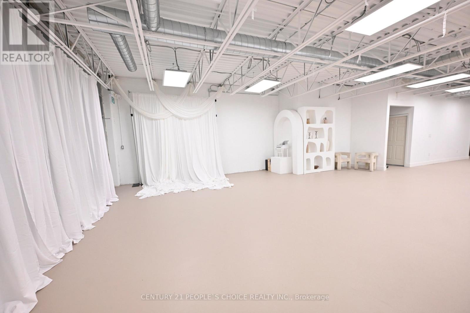 8 - 1185 Queensway E, Toronto, Ontario  L4Y 1S1 - Photo 9 - W13716440