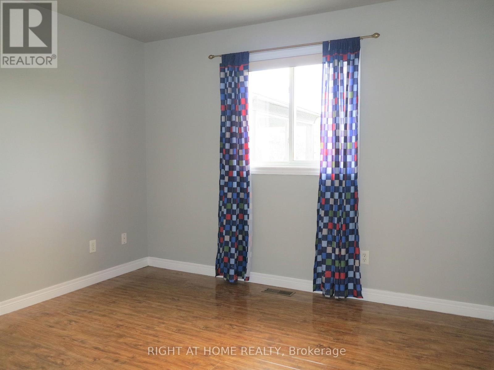 101 Joanne Court, Leamington, Ontario  N8H 5N7 - Photo 14 - X13741534