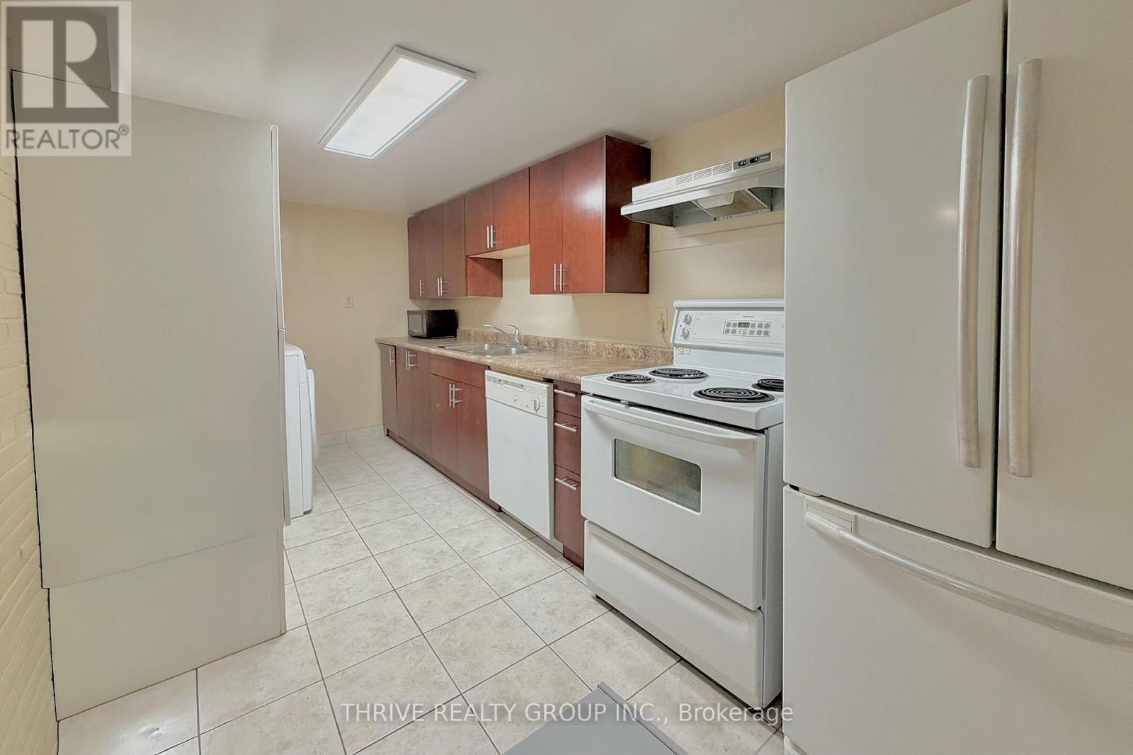 Lower - 230 University Crescent, London East, Ontario  N6A 2L5 - Photo 7 - X13741568