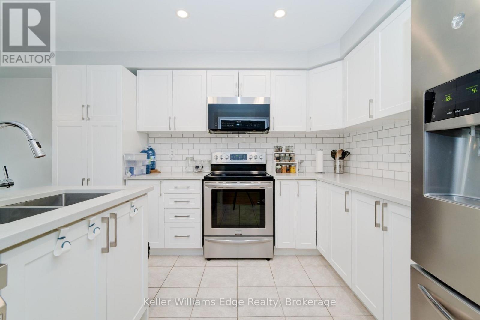4834 Valera Road, Burlington, Ontario  L7M 0H7 - Photo 10 - W13732202