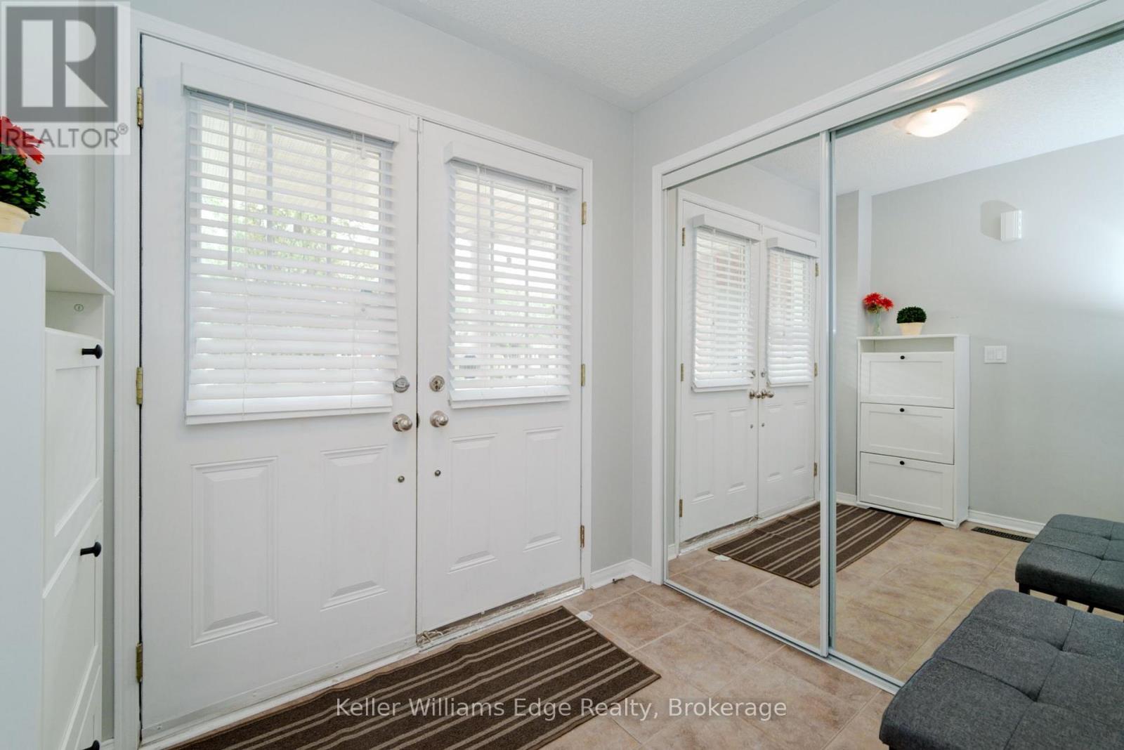 4834 Valera Road, Burlington, Ontario  L7M 0H7 - Photo 3 - W13732202