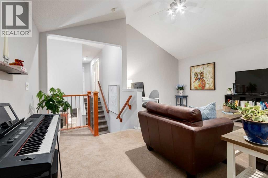 102 Springborough Point Sw, Calgary, Alberta T3H 5M9 - Photo 23 - A2341839