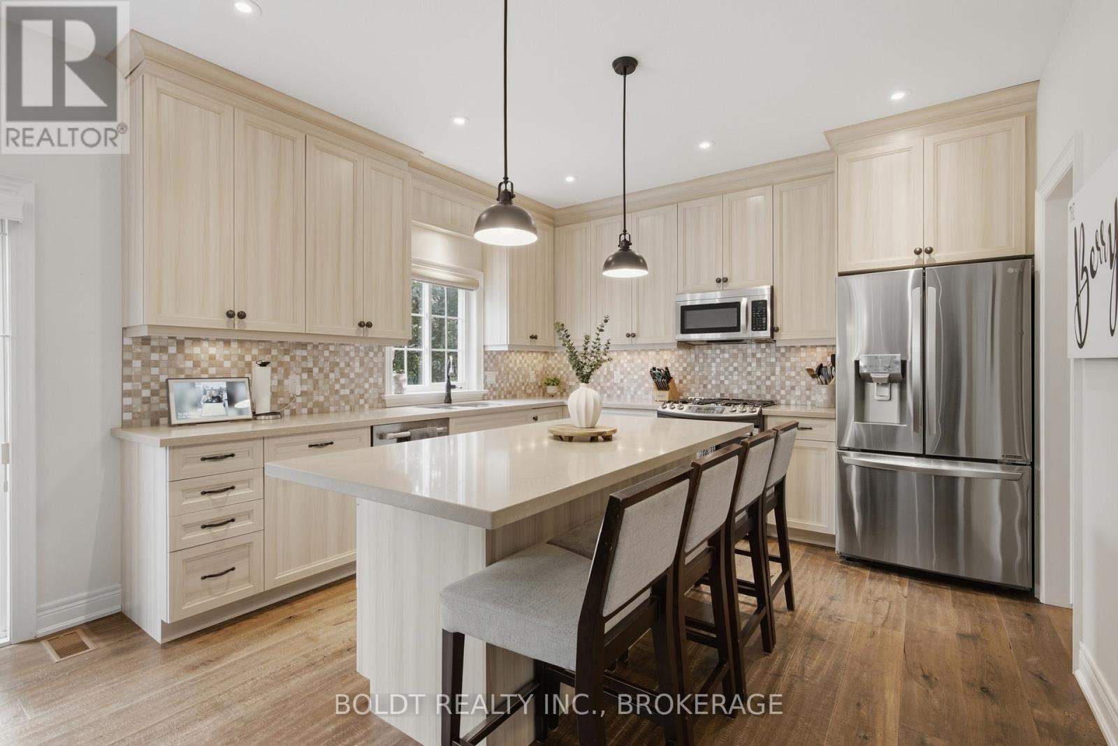 5 Gossen Drive, Niagara-On-The-Lake (Virgil), Ontario  L0S 1J0 - Photo 12 - X13741554
