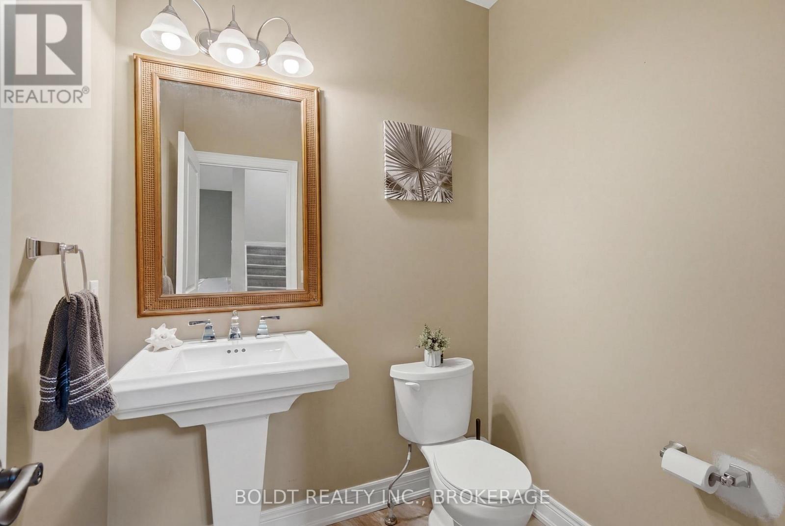 5 Gossen Drive, Niagara-On-The-Lake (Virgil), Ontario  L0S 1J0 - Photo 16 - X13741554