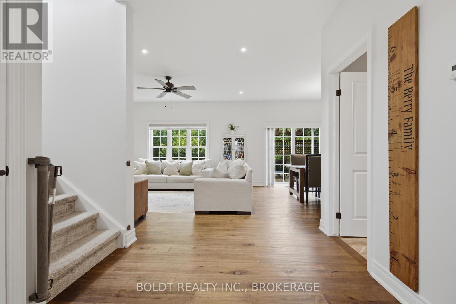 5 Gossen Drive, Niagara-On-The-Lake (Virgil), Ontario  L0S 1J0 - Photo 6 - X13741554