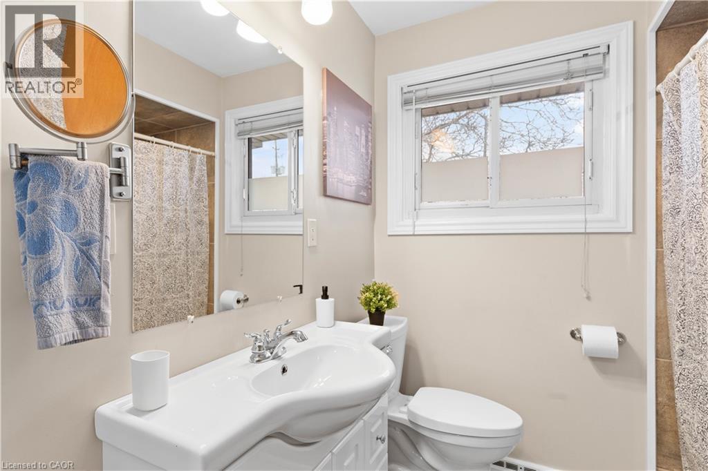 298 Barton Street, Stoney Creek, Ontario  L8E 2K6 - Photo 21 - 40860410