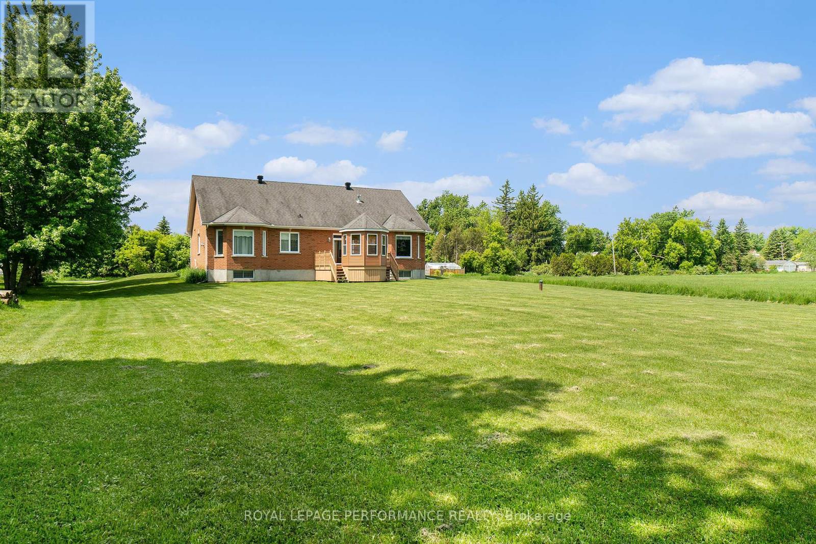 3285 Broadway Avenue, North Stormont, Ontario K0C 1C0 - Photo 38 - X13741624