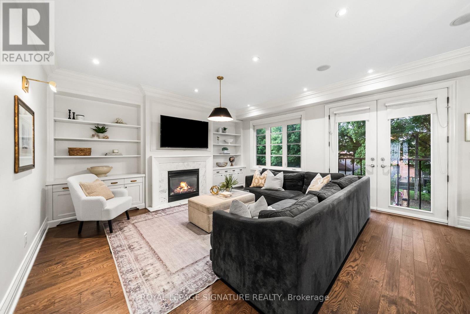 39 Regina Avenue, Toronto, Ontario  M6A 1R4 - Photo 12 - C13741526