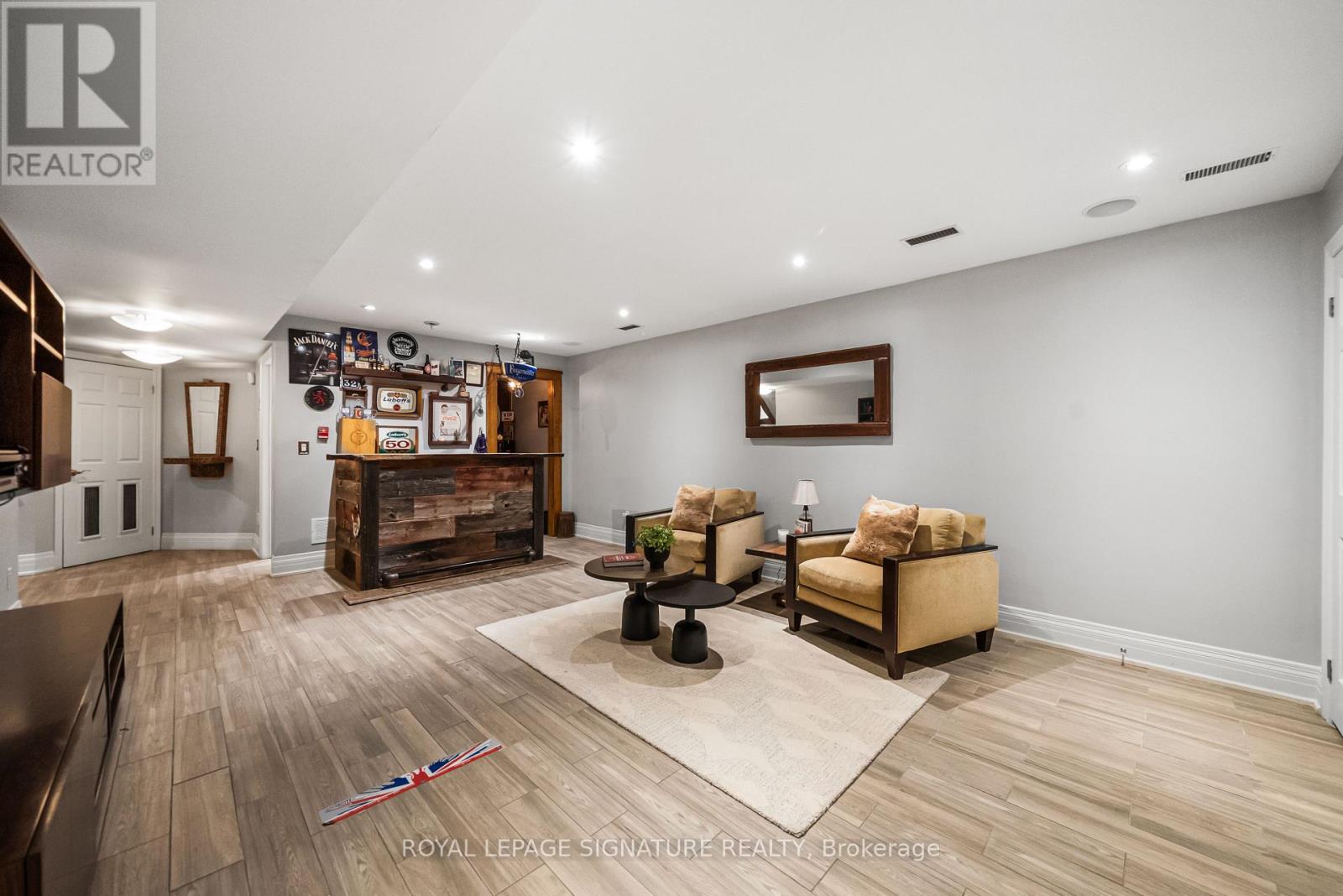 39 Regina Avenue, Toronto, Ontario  M6A 1R4 - Photo 29 - C13741526