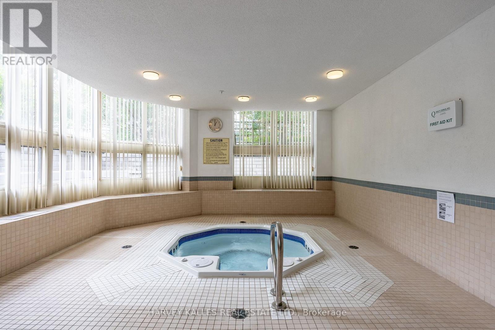 205 - 5 Kenneth Avenue, Toronto, Ontario  M2N 6M7 - Photo 23 - C13741556