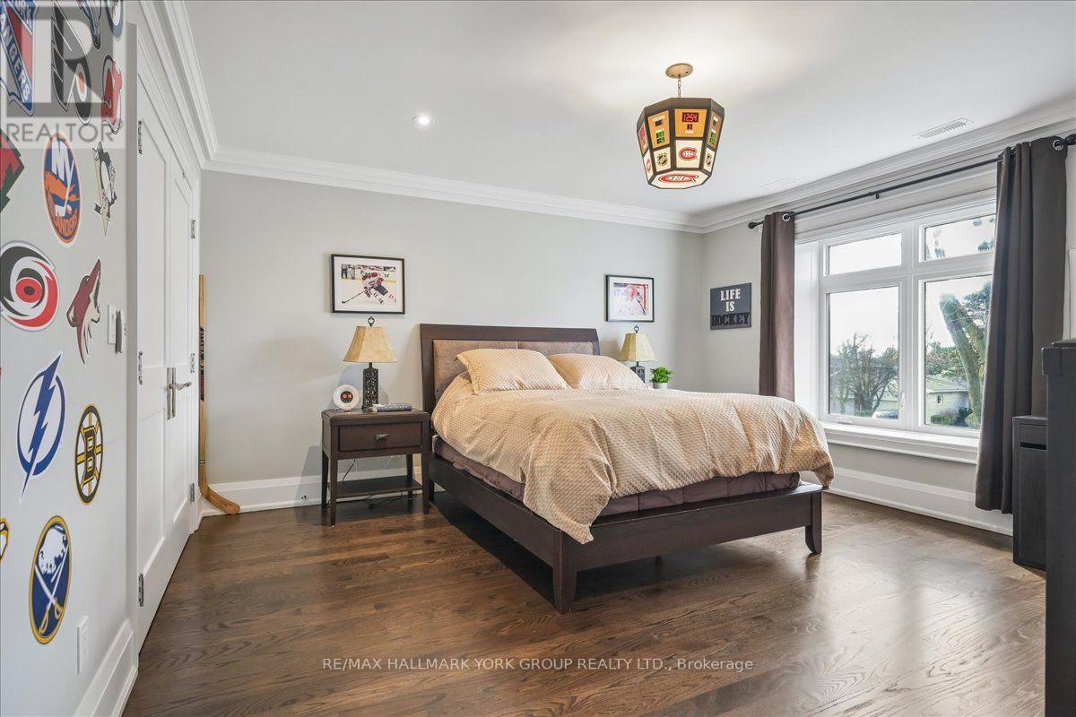 20 Ealing Drive, Toronto, Ontario  M2L 2R5 - Photo 17 - C13741672