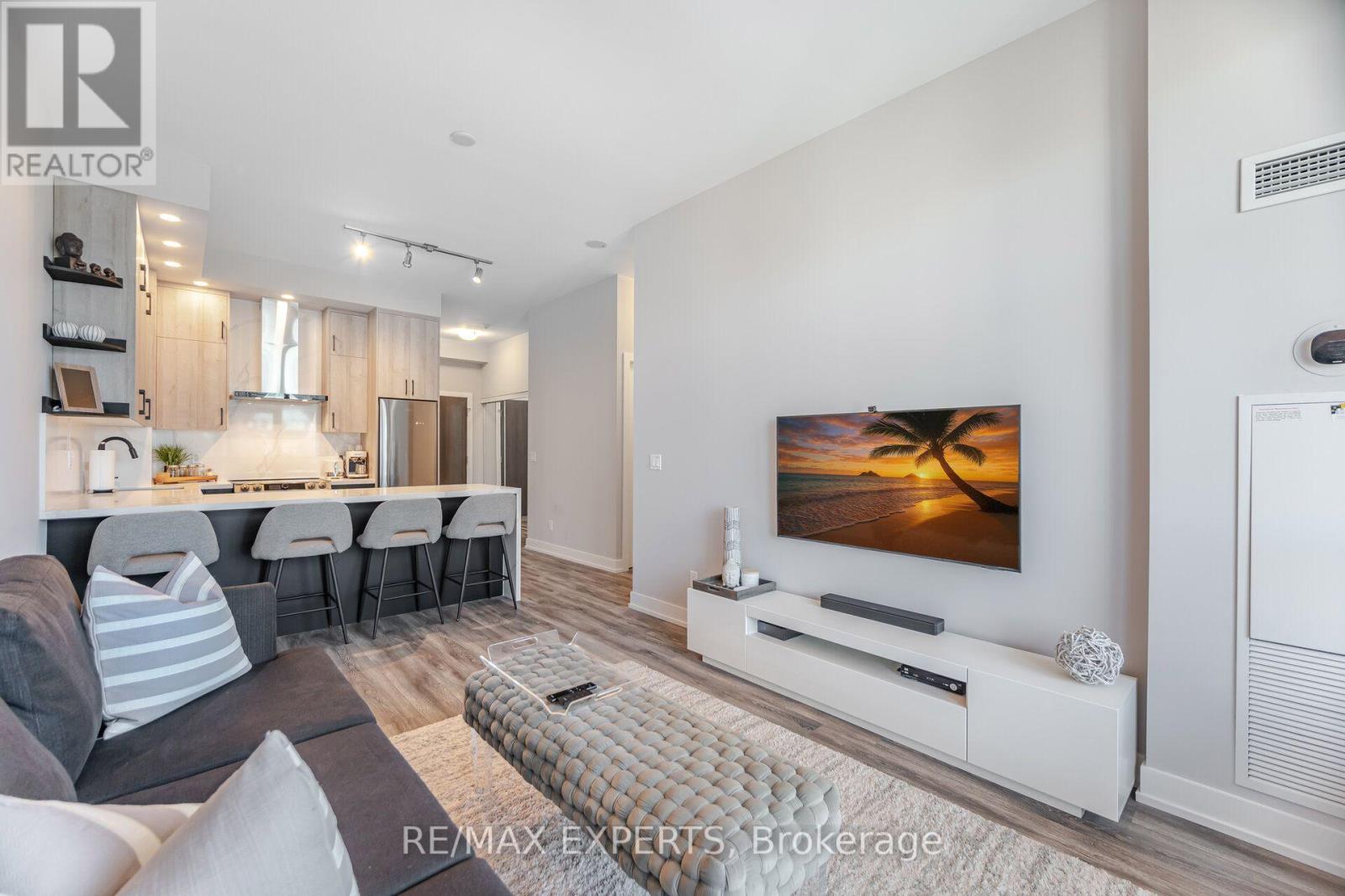 2207 - 28 Linden Street, Toronto, Ontario  M4Y 0A4 - Photo 16 - C13741680