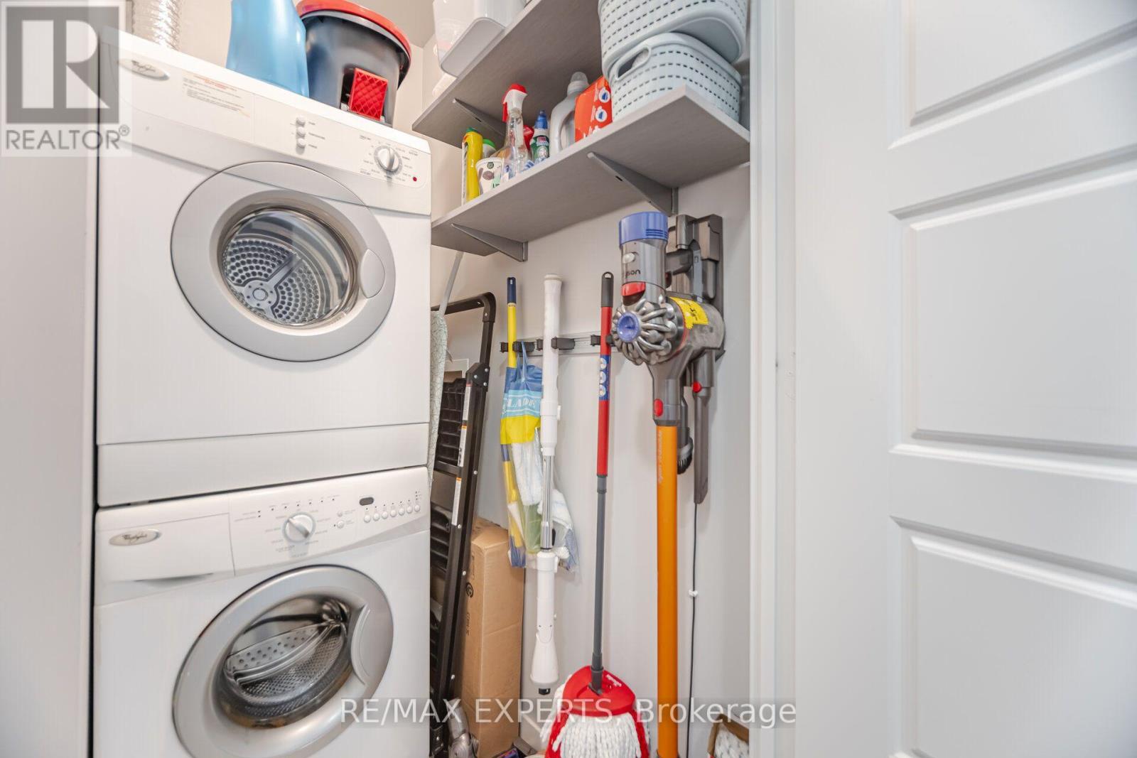 2207 - 28 Linden Street, Toronto, Ontario  M4Y 0A4 - Photo 21 - C13741680