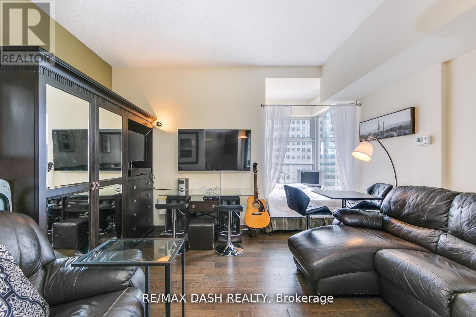 2411 - 1 King Street W, Toronto, Ontario M5H 1A1 - Photo 10 - C13741704